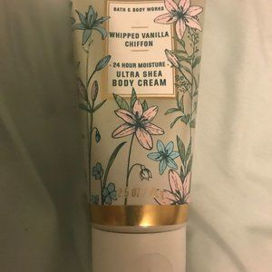 Bath and Body Works Whipped Vanilla Chiffon body cream